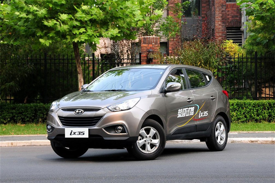 2012款北京现代ix35 2.0GL自动两驱新锐版