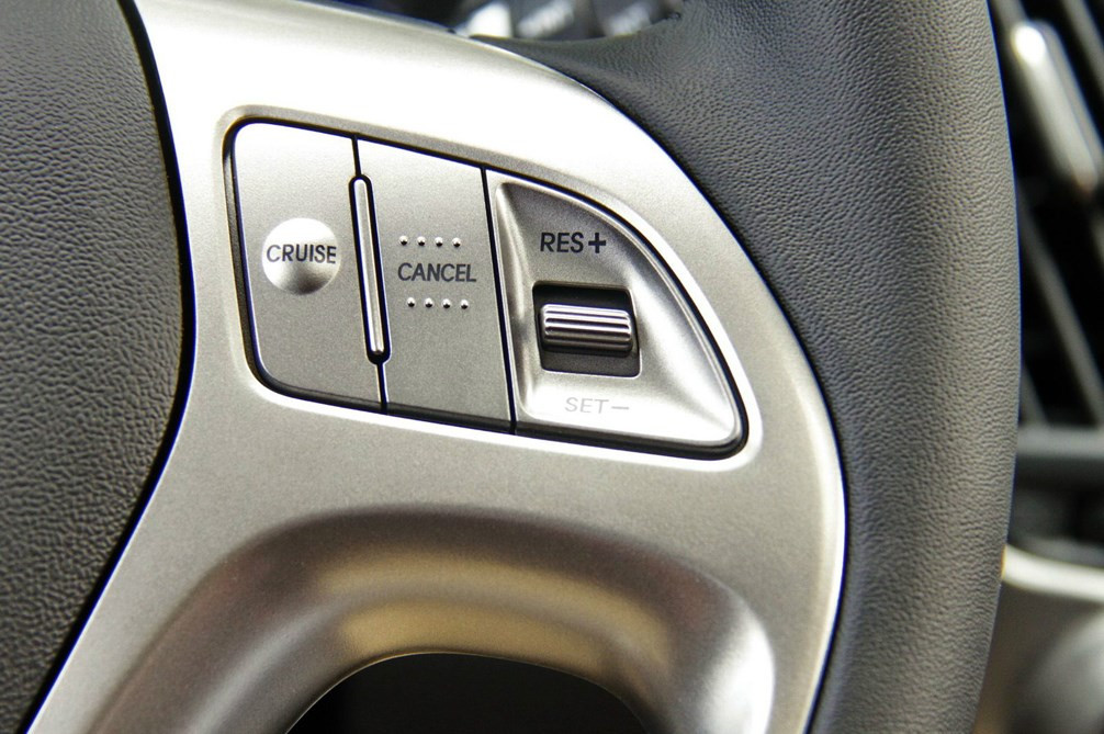 2013款北京现代ix35 2.0GLS车型