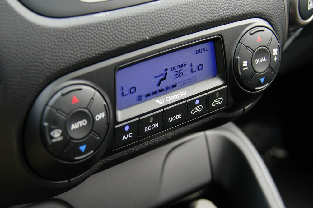 2013款北京现代ix35 2.0GLS车型