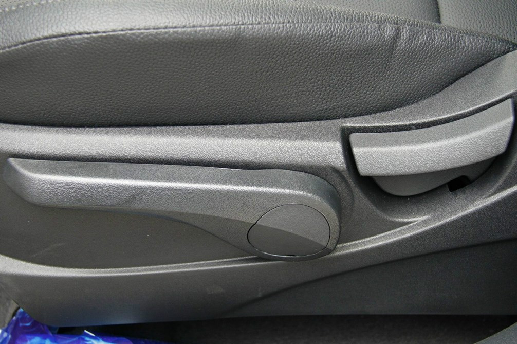 2013款北京现代ix35 2.0GLS车型