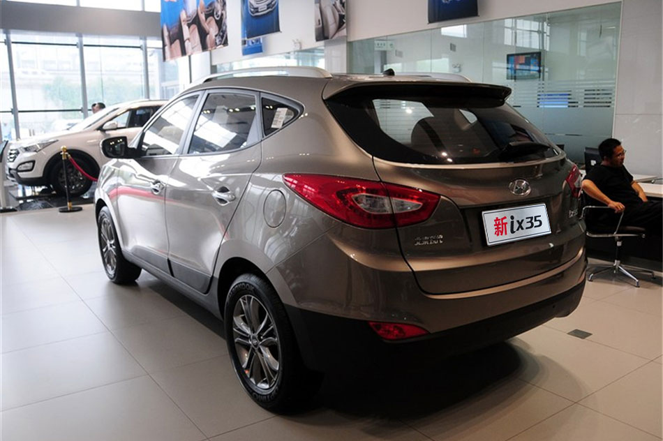 2013款北京现代ix35 2.0GLS自动两驱智能版 国V