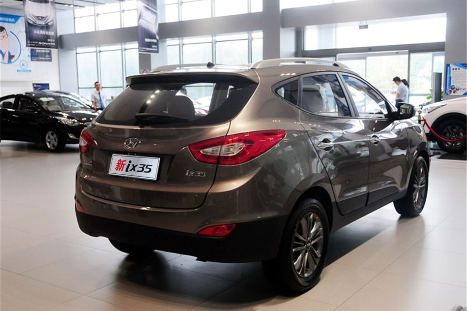2013款北京现代ix35 2.0GLS自动两驱智能版 国V