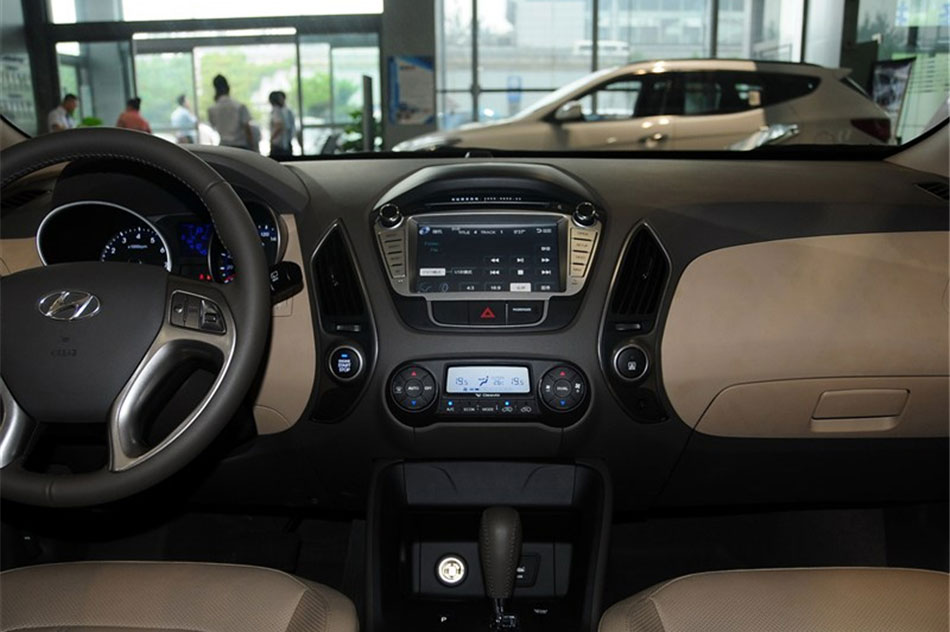 2013款北京现代ix35 2.0GLS自动两驱智能版 国V