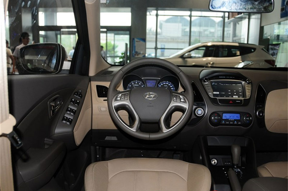 2013款北京现代ix35 2.0GLS自动两驱智能版 国V