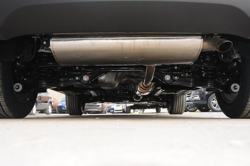 2015款 2.0L 自动两驱智能型 国V 引擎底盘