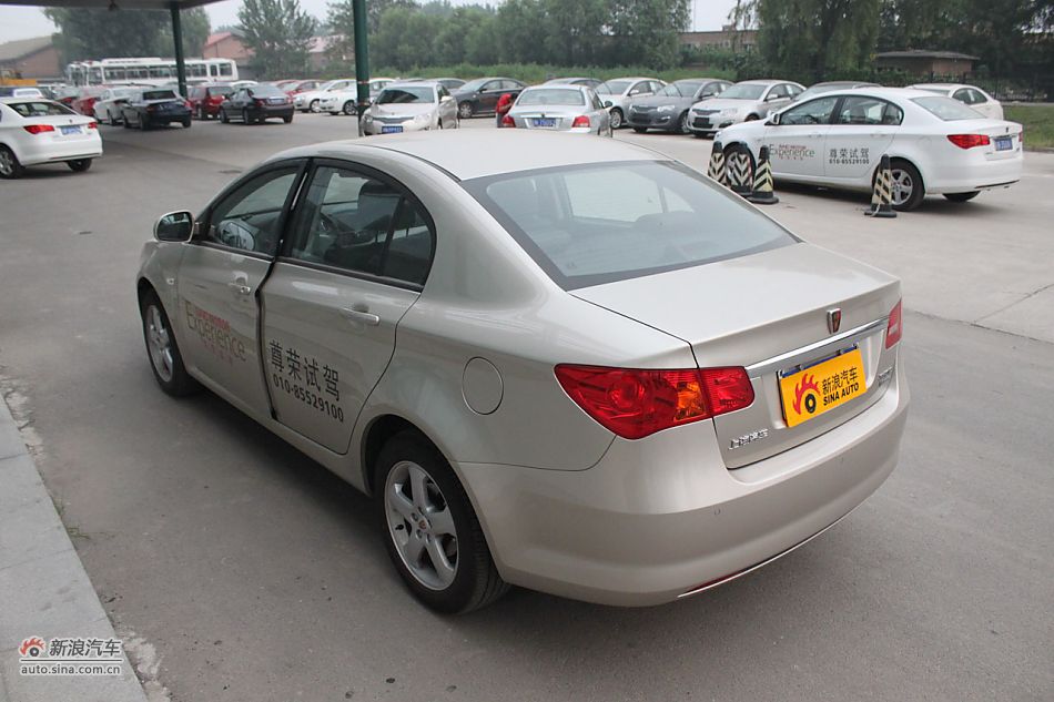 车辆外观及细节