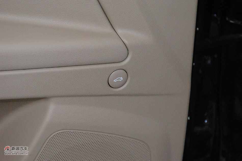 2010款荣威350 1.5L自动讯豪版