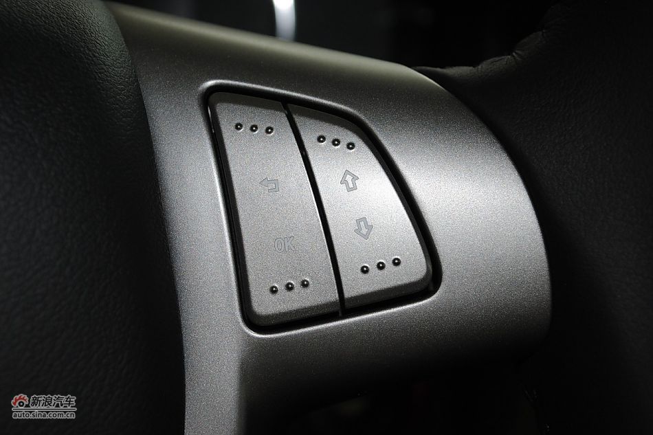 2010款荣威350 1.5L自动讯豪版