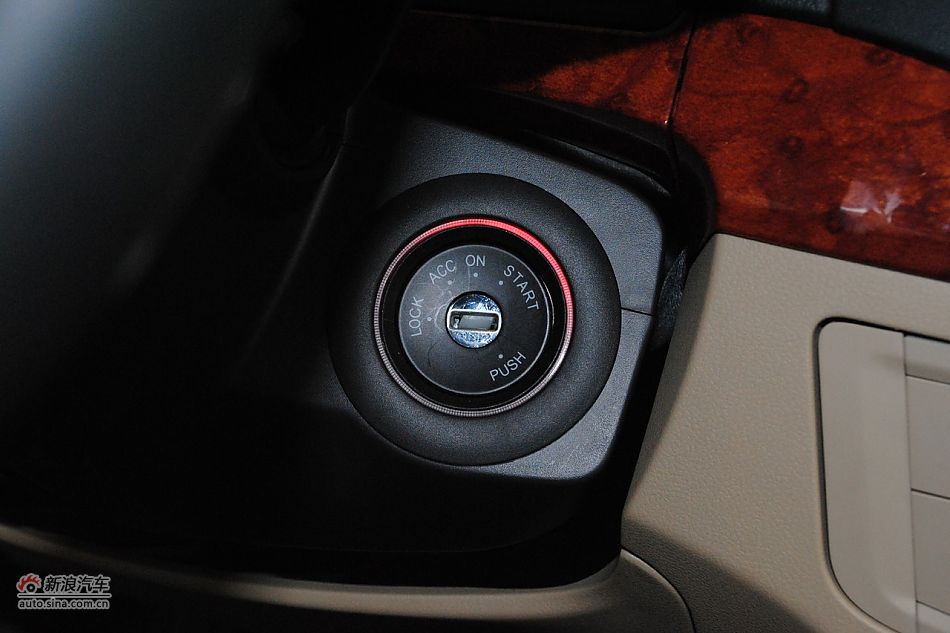 2010款荣威350 1.5L自动讯豪版