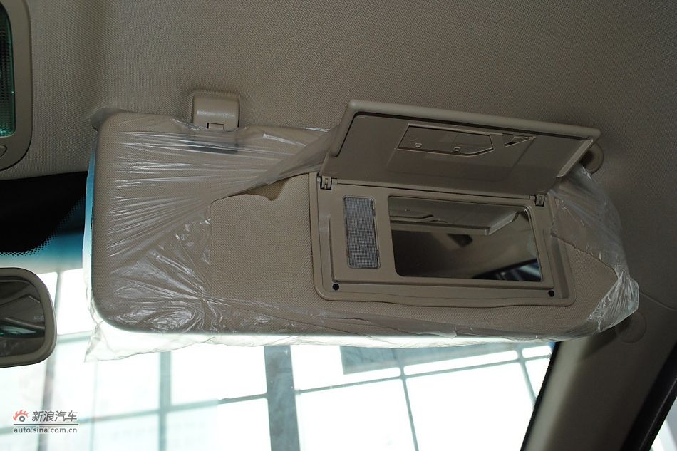 2010款荣威350 1.5L自动讯豪版