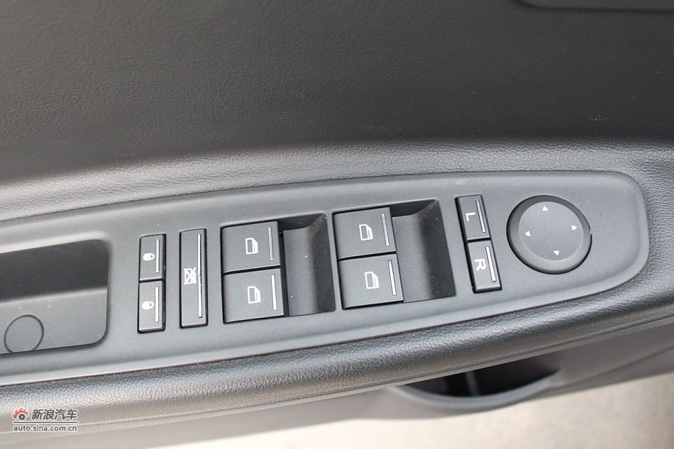 内饰部分及细节