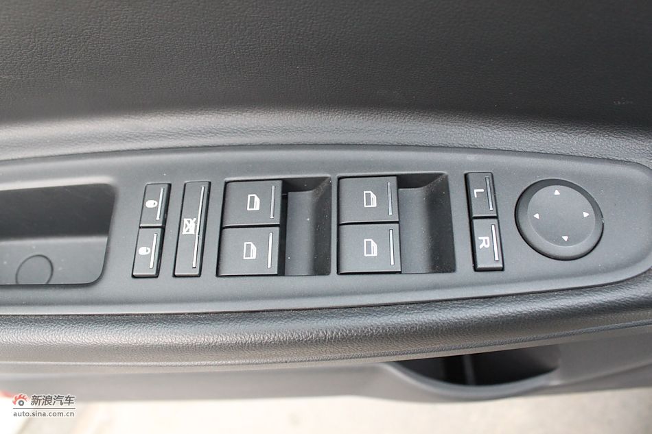 内饰部分及细节