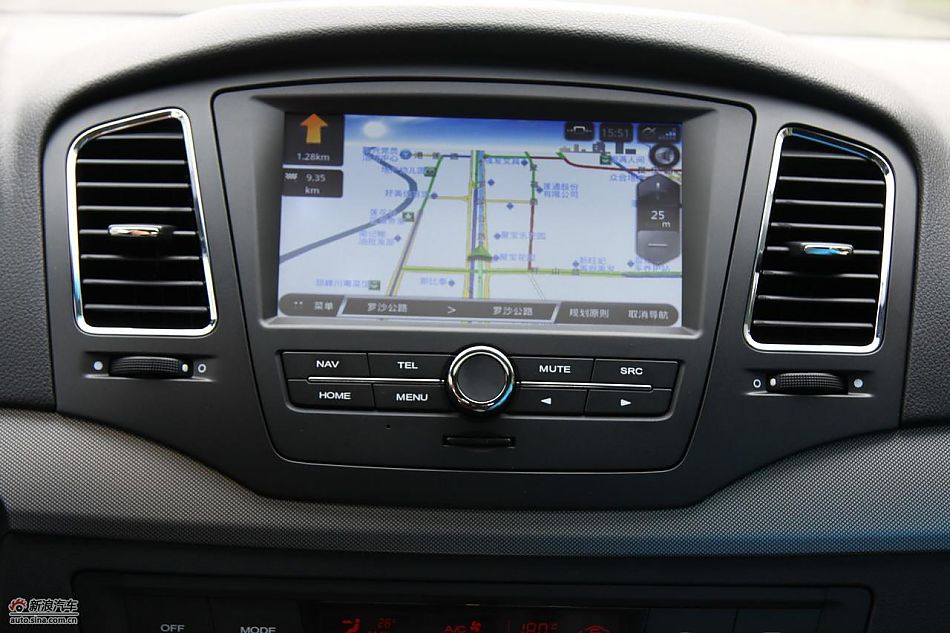 新浪汽车深圳试驾荣威350-内饰