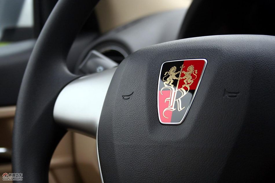 上海汽车荣威350内饰实拍