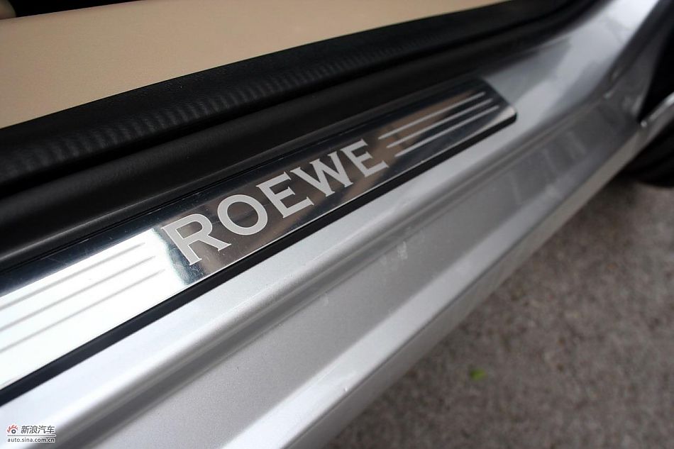 上海汽车荣威350内饰实拍