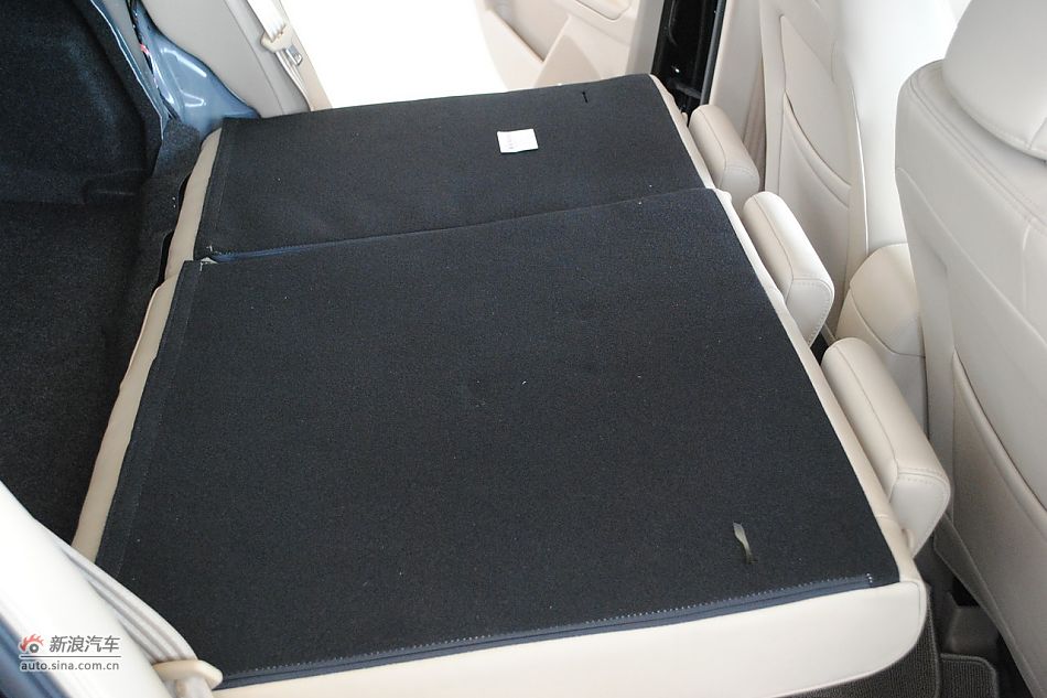 2010款荣威350 1.5L自动讯豪版