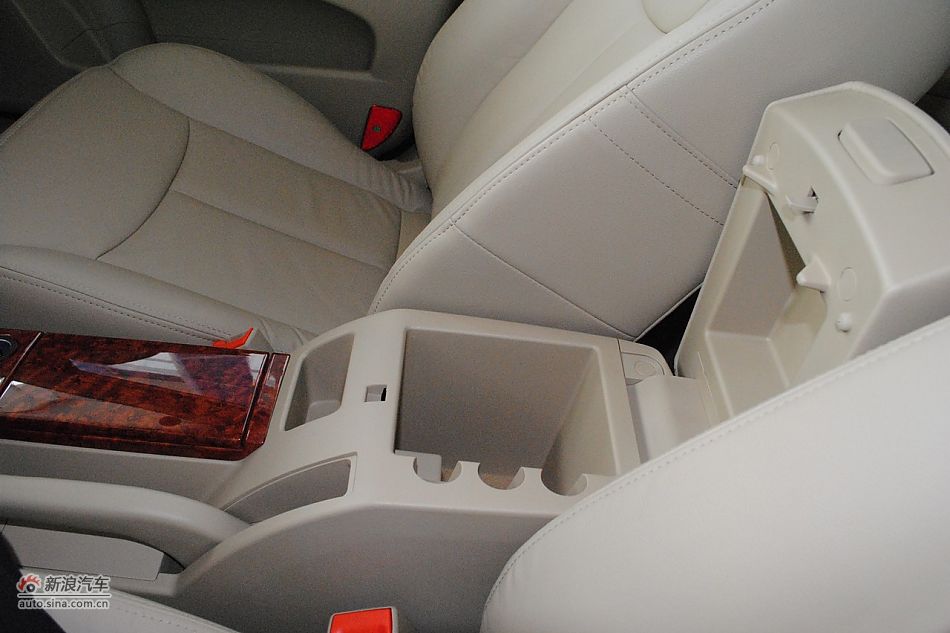 内饰部分及细节