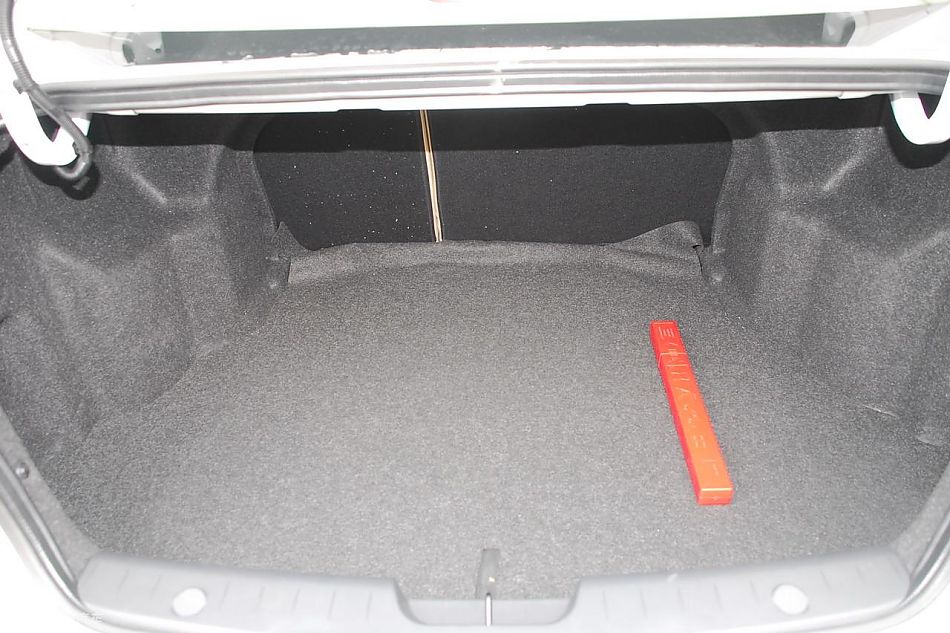 荣威350北京到店外观实拍