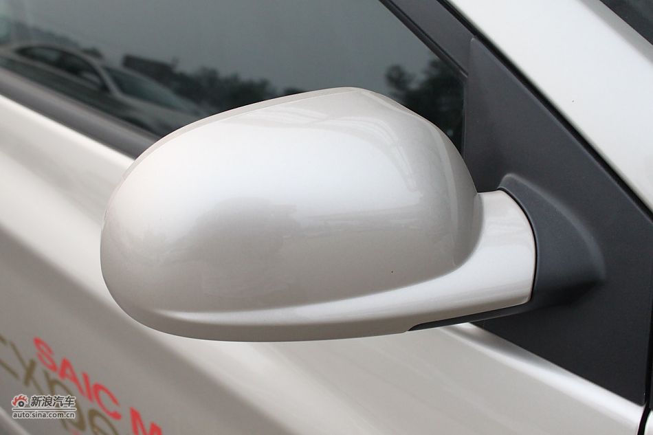 车辆外观及细节