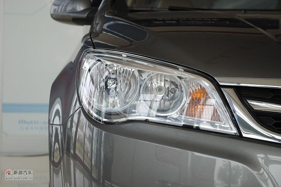 车辆外观及细节