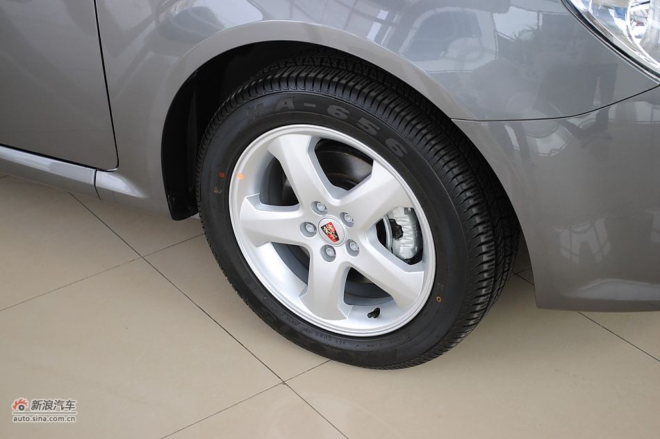 车辆外观及细节