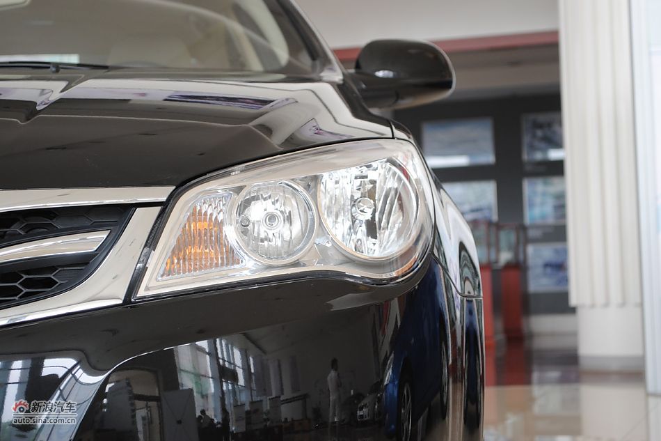 2010款荣威350 1.5L自动讯豪版