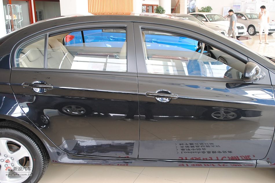 2010款荣威350 1.5L自动讯豪版