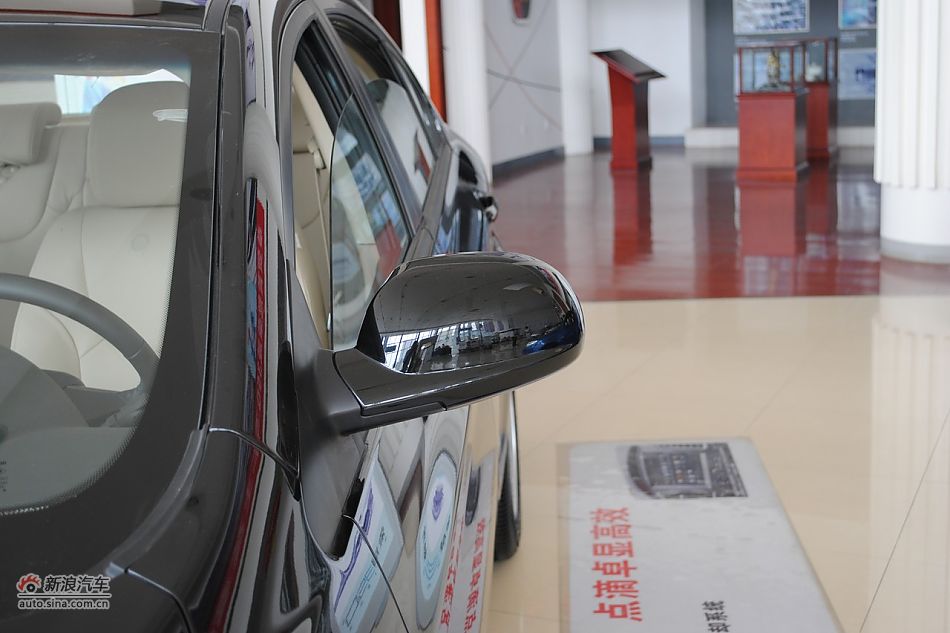 2010款荣威350 1.5L自动讯豪版