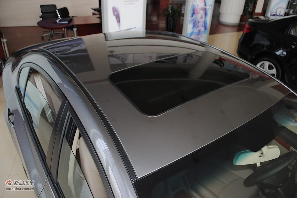 车辆外观及细节