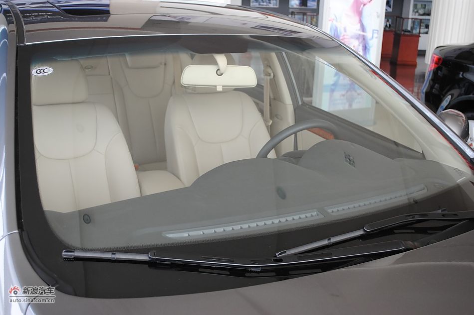 车辆外观及细节