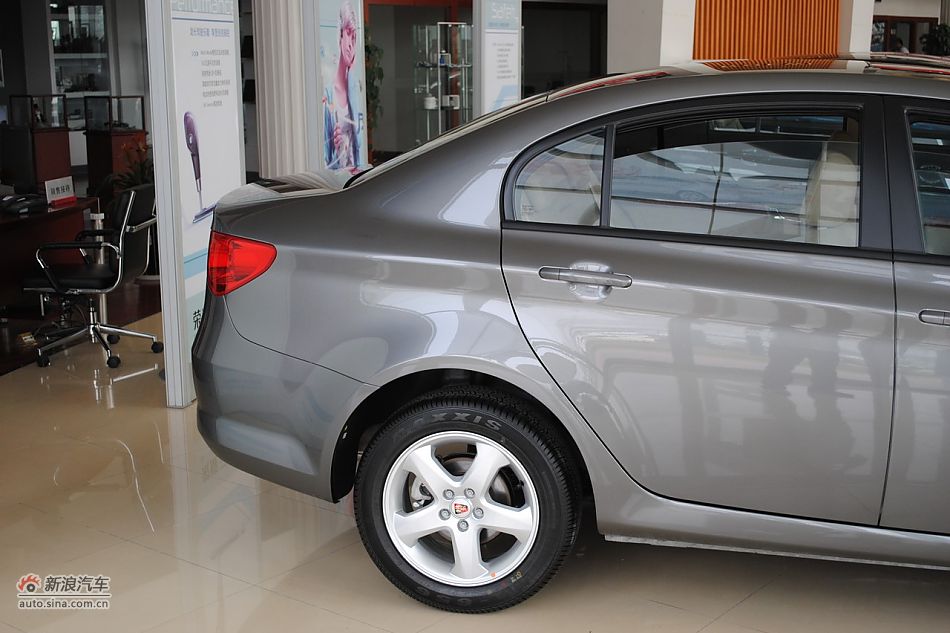 车辆外观及细节