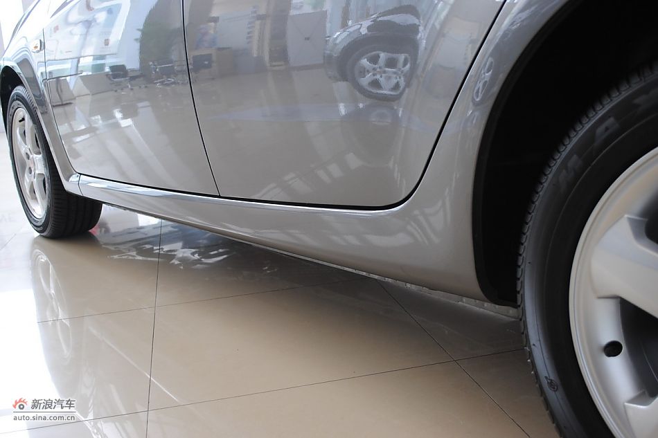 车辆外观及细节