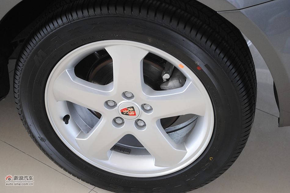 车辆外观及细节