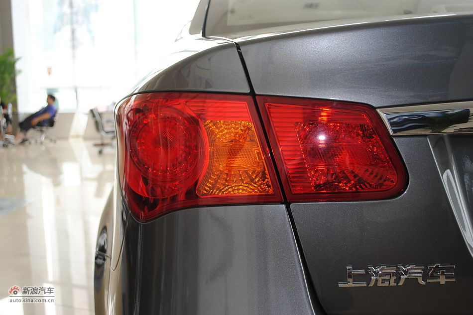 车辆外观及细节