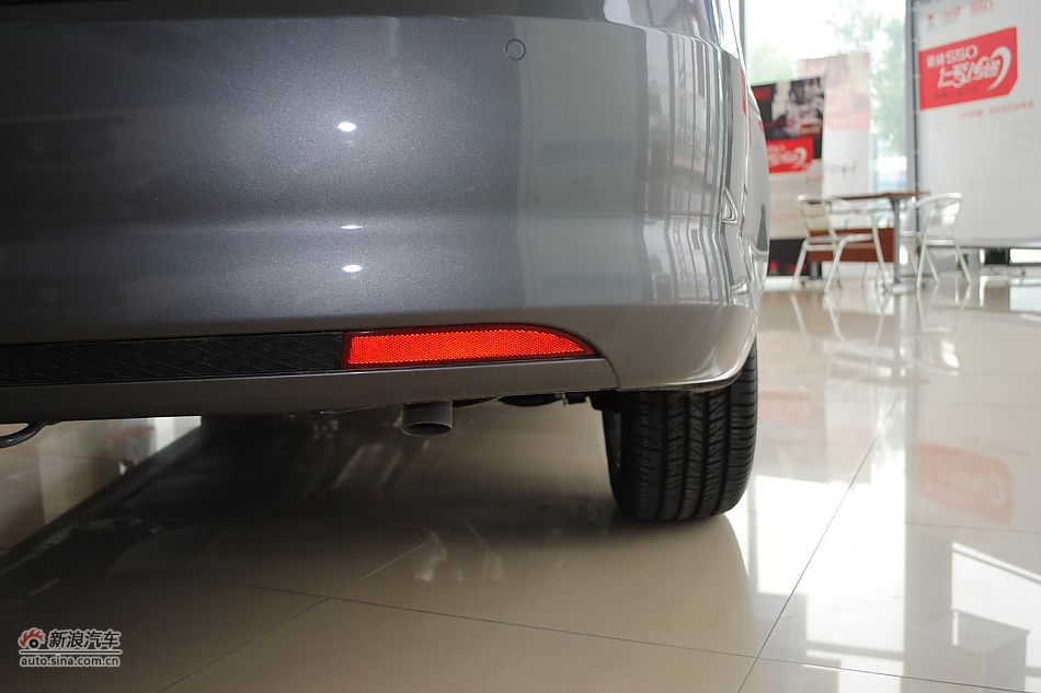 车辆外观及细节