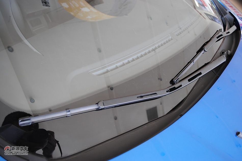 车辆外观及细节