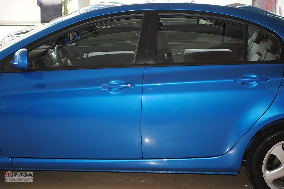 车辆外观及细节