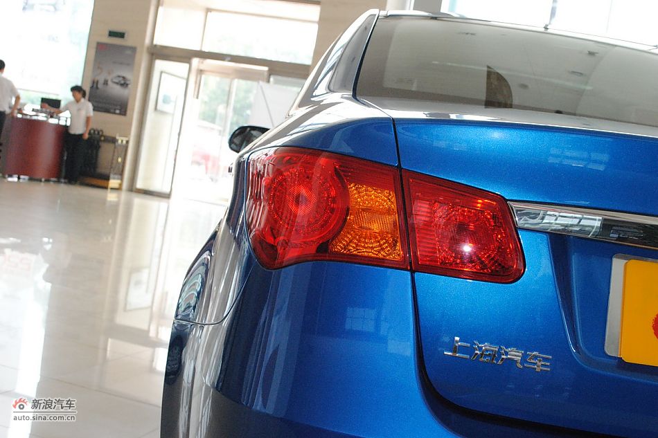 车辆外观及细节