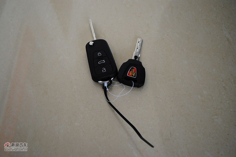 发动机、底盘悬挂及后备箱