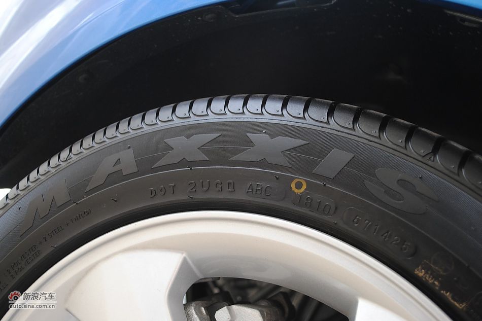 发动机、底盘悬挂及后备箱