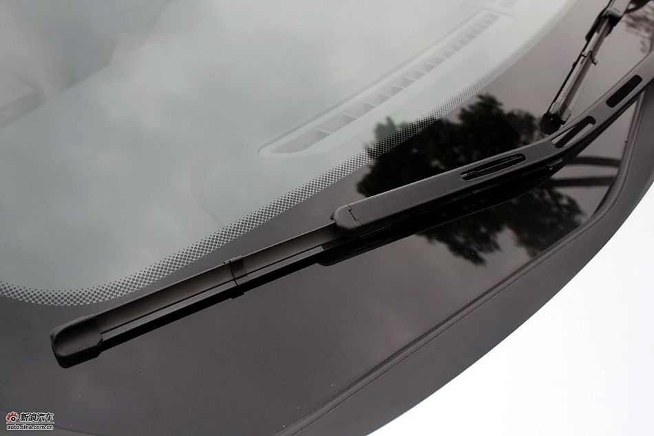 上海汽车荣威350外观实拍