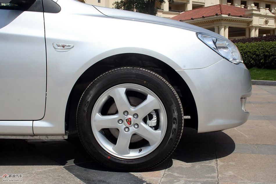 上海汽车荣威350外观实拍