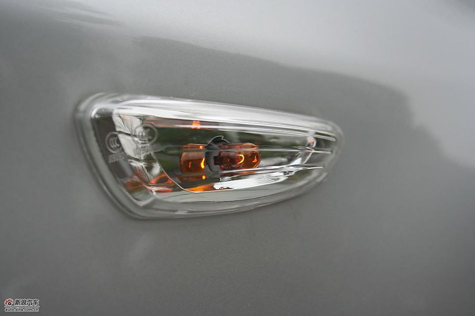 上海汽车荣威350外观实拍