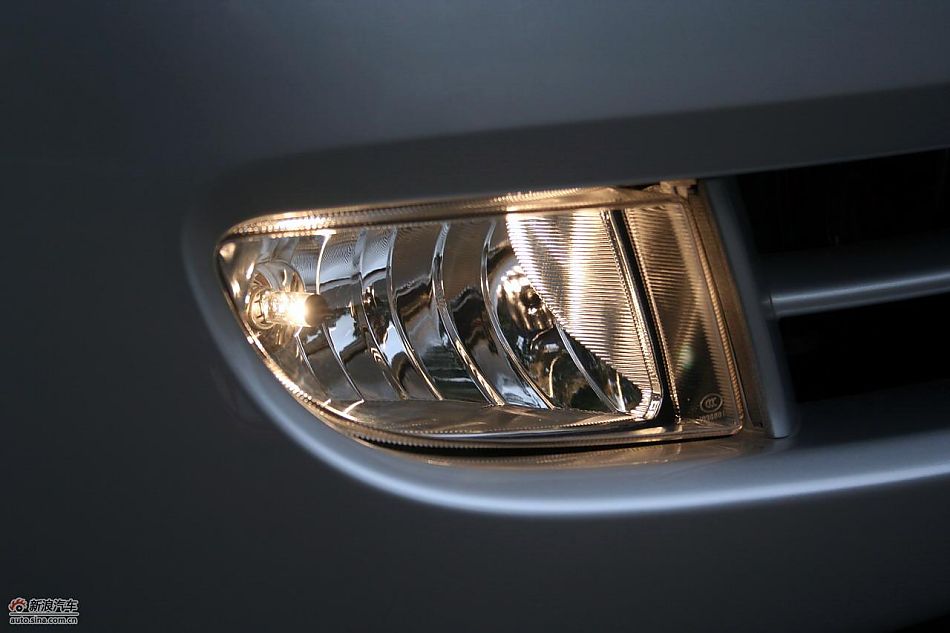 上海汽车荣威350外观实拍
