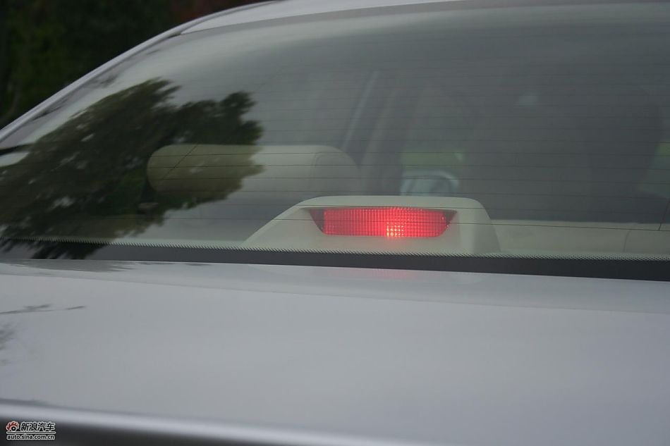 上海汽车荣威350外观实拍