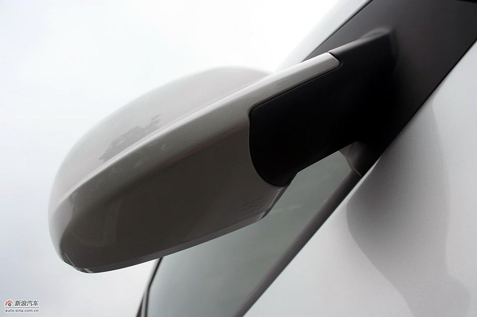 上海汽车荣威350外观实拍