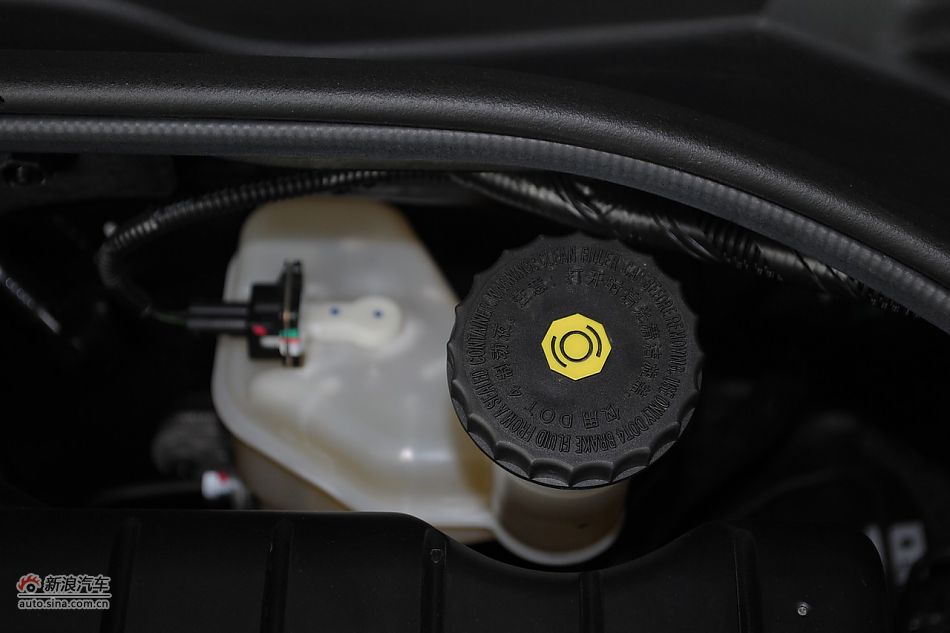 2010款荣威350 1.5L自动讯豪版