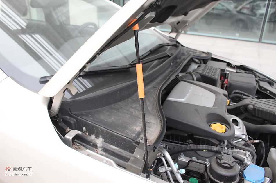 发动机、底盘悬挂及后备箱