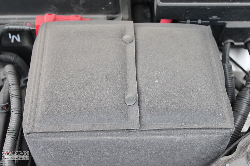 发动机、底盘悬挂及后备箱