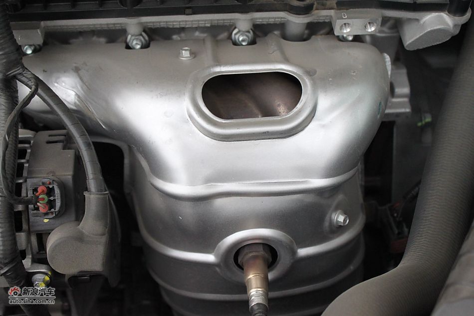 发动机、底盘悬挂及后备箱